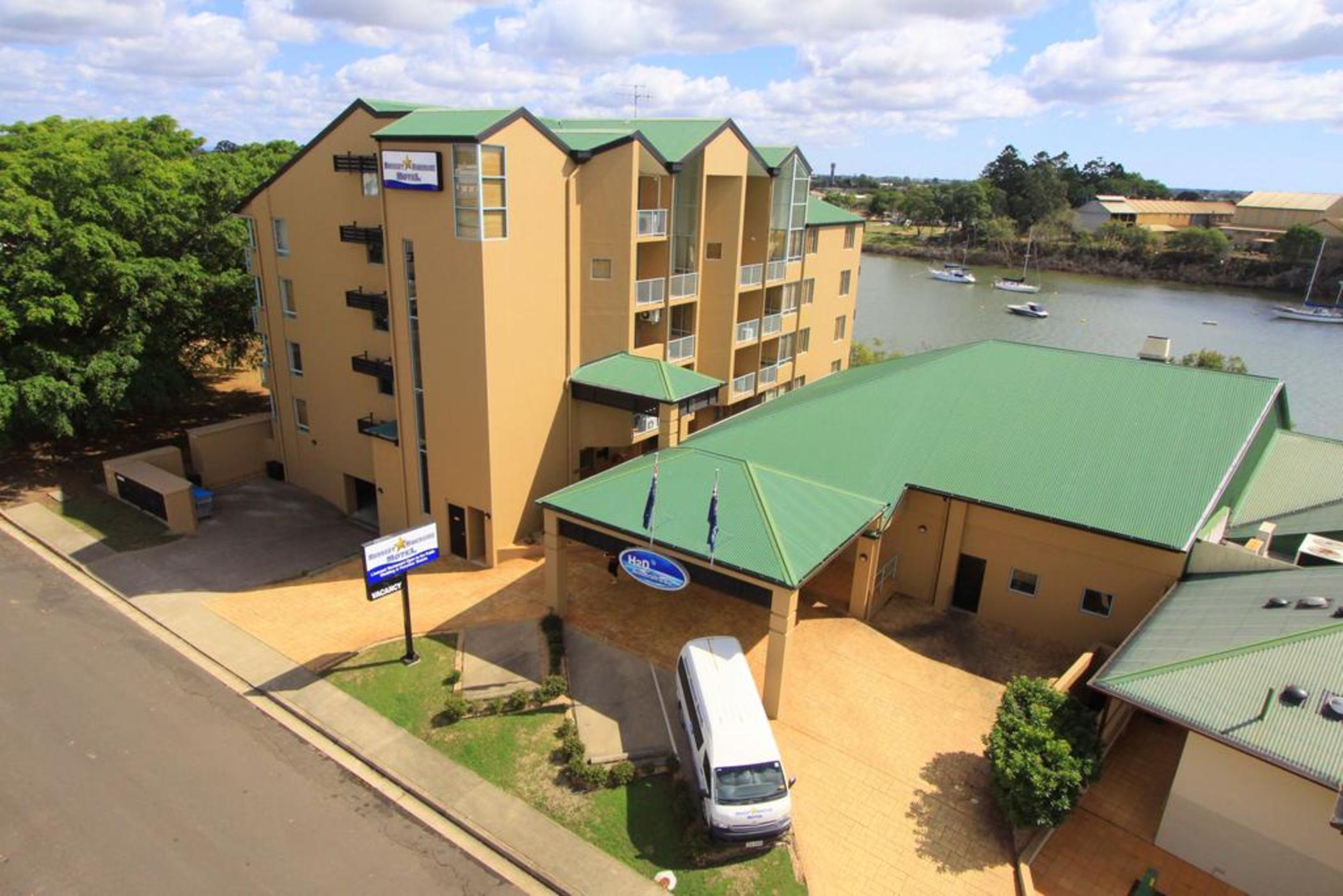Burnett Riverside Hotel Bundaberg Exterior photo